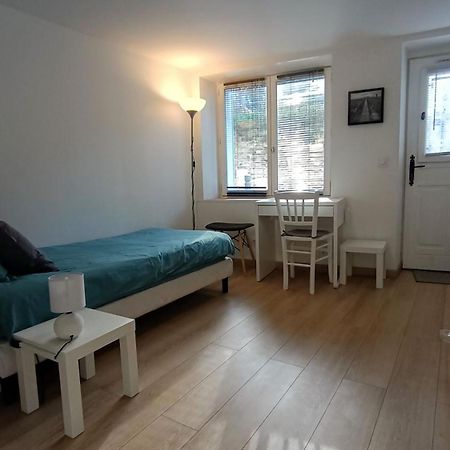 Studio Meuble A Bougival Ngoại thất bức ảnh