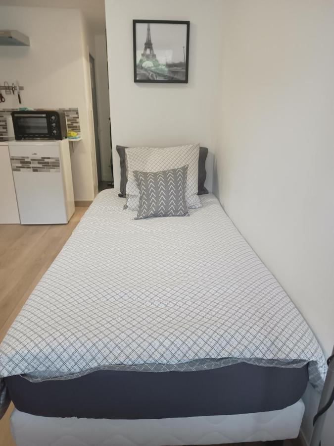Studio Meuble A Bougival Ngoại thất bức ảnh