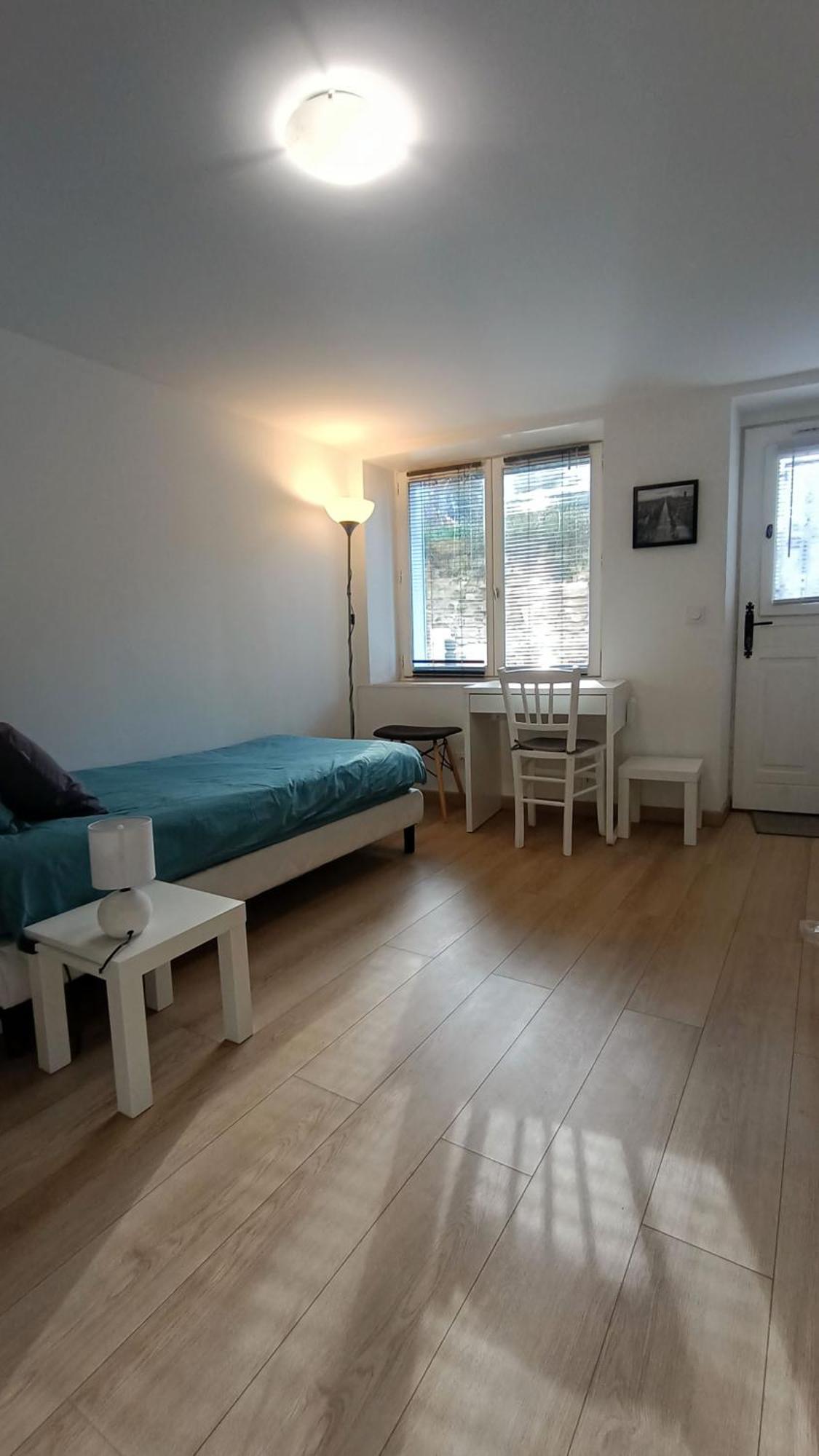 Studio Meuble A Bougival Ngoại thất bức ảnh